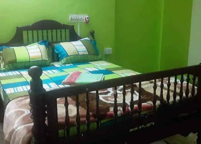 Elisa Home Stay Villa